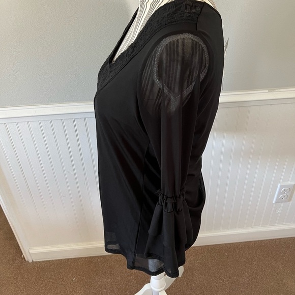 NWT 89th & Madison Black Top Size Small - Picture 2 of 4